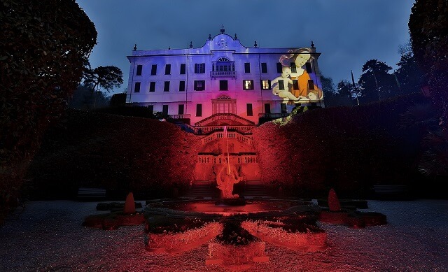 Willa Carlotta nocą, Jezioro Como