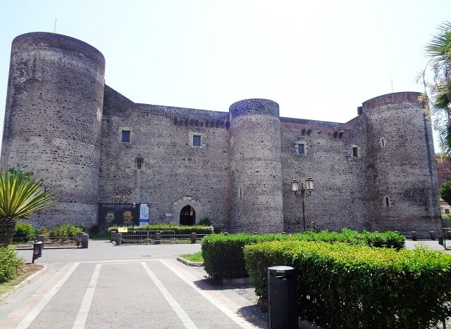 Katania, Castello Ursino